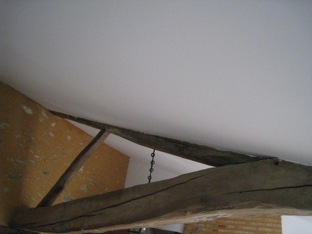 Le Logis Des Tourelles Panzió Beaupréau Kültér fotó