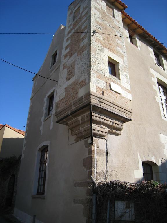 Le Logis Des Tourelles Panzió Beaupréau Szoba fotó